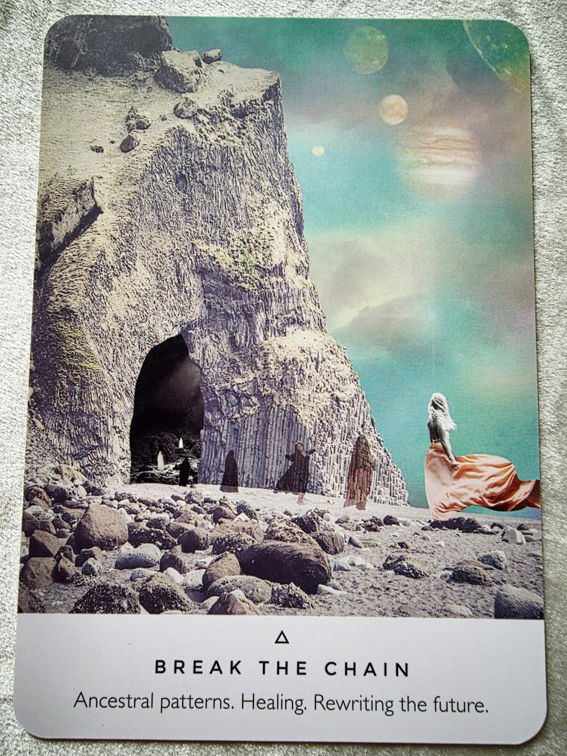 ワークユアライトオラクルカード　カードデザイン