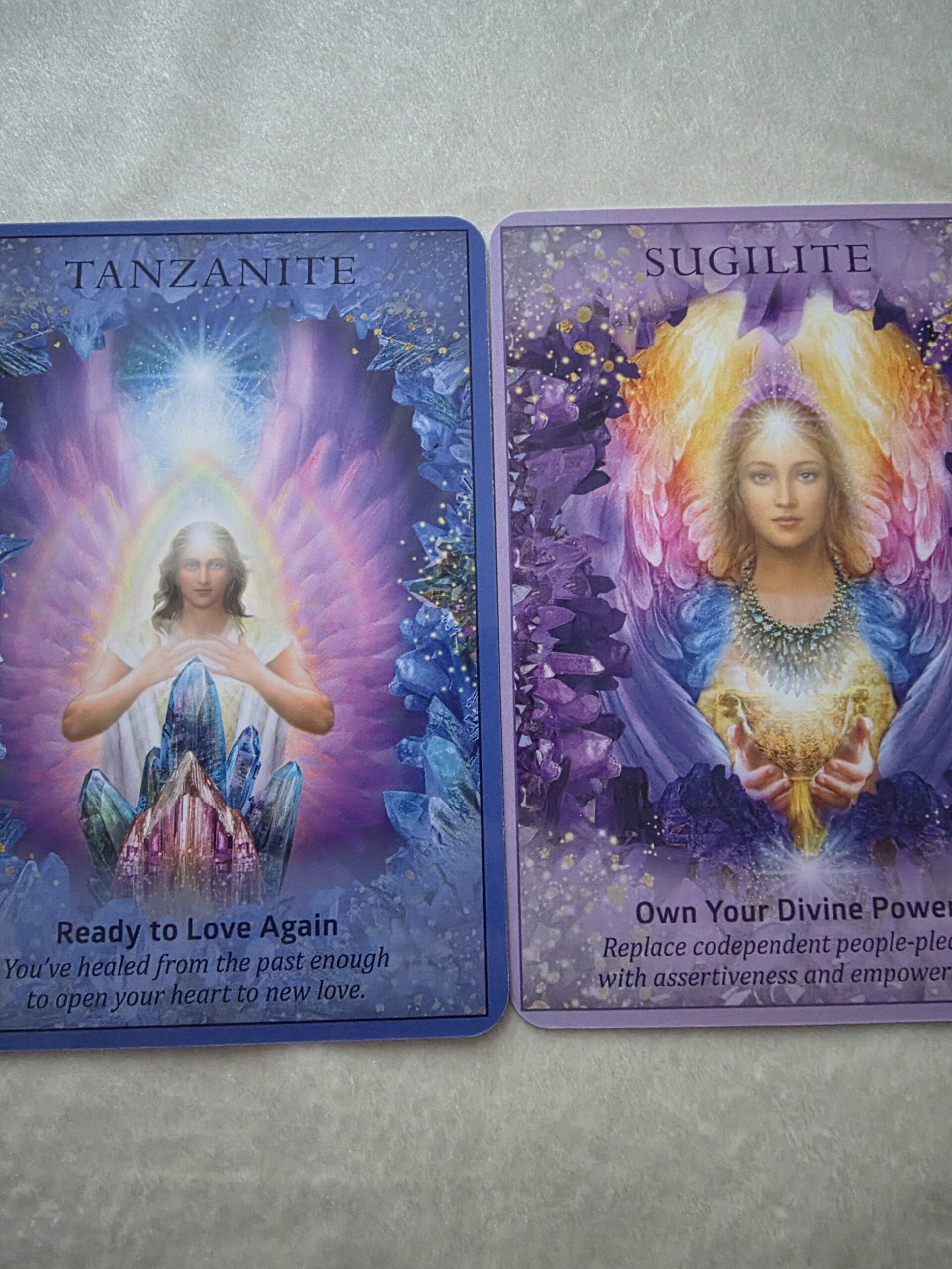 クリスタルエンジェルオラクルカード　カードデザイン