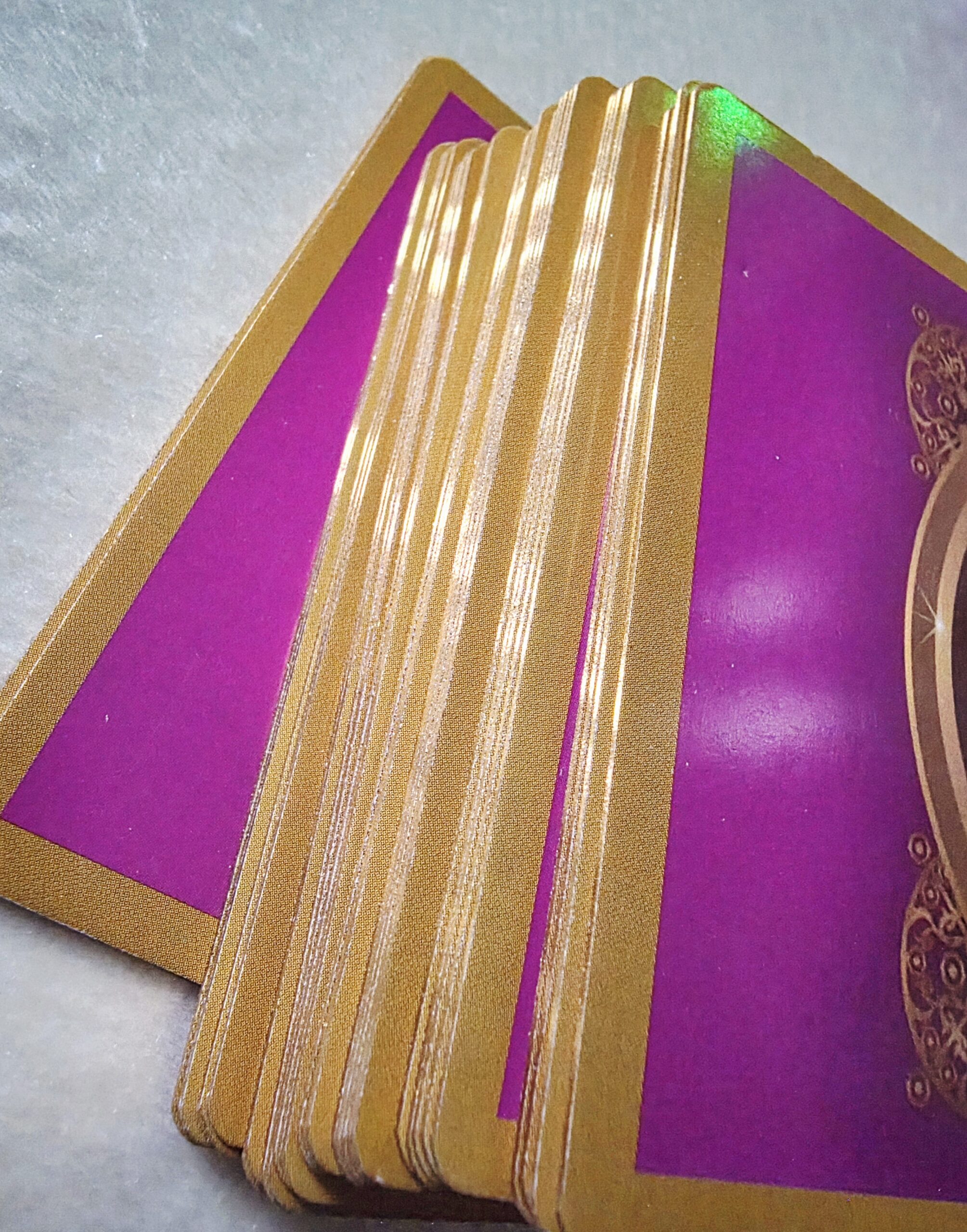 ロマンスエンジェルオラクルカード 側面